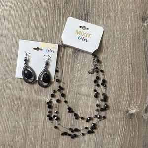 Earring + necklace set